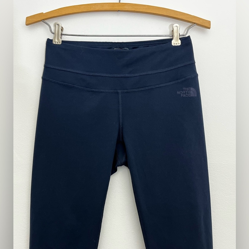 The North Face FlashDry Cropped Leggings Women’s Small Navy Athletic Capri EUC - Picture 3 of 8